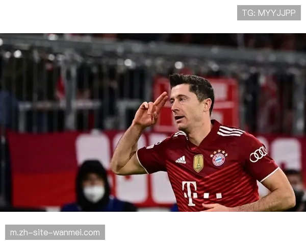 莱万跑位进化诠释老将价值 VR动态训练助力其实现五轮七球表现